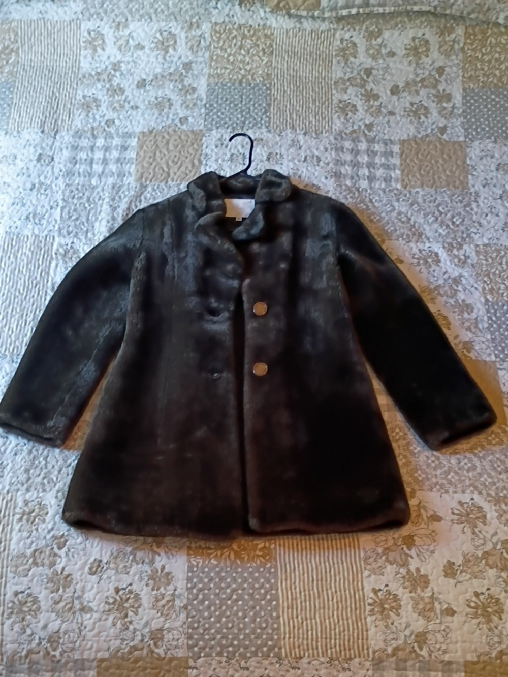 Classic Women's Faux Fur Coat - Brown